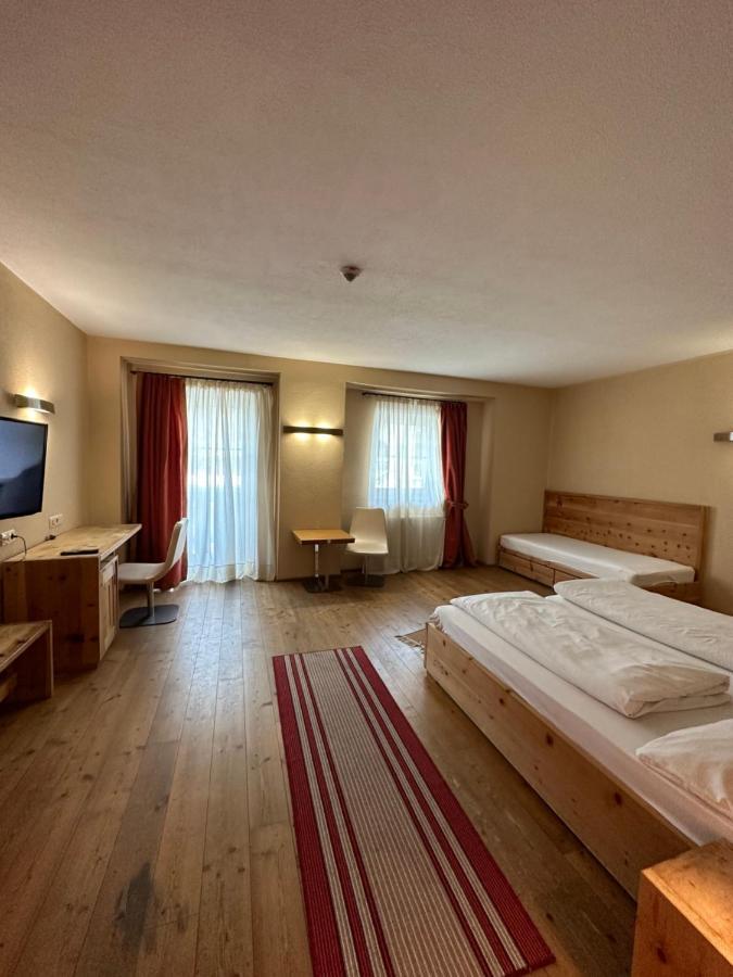 Alpenhof Hotel Seefeld in Tirol Bagian luar foto