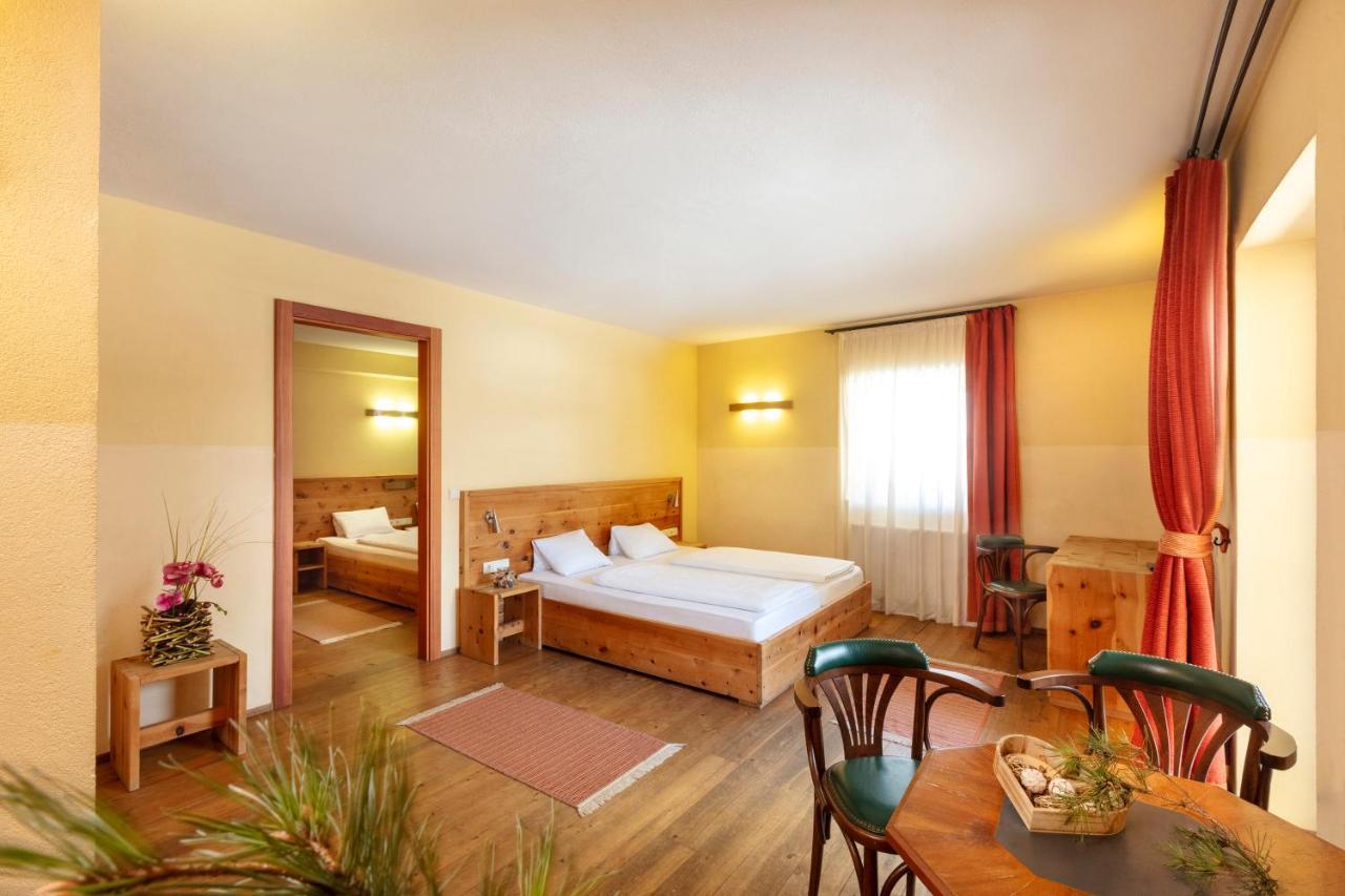 Alpenhof Hotel Seefeld in Tirol Bagian luar foto